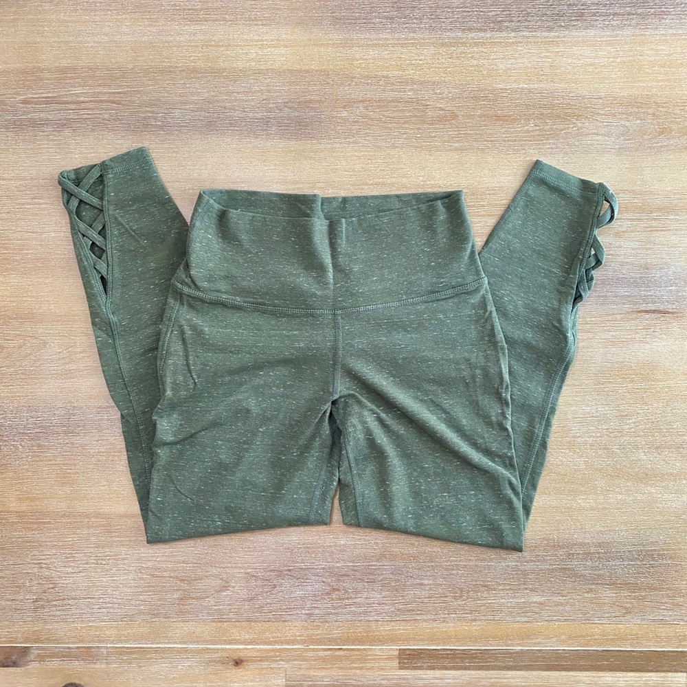 Old Navy Active cropped leggings Medium